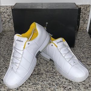 Nike Jordan team elite II Low size 11.5
